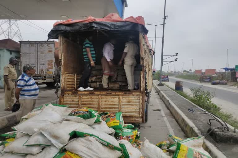 police arrested smuggler with 1530 liters of liquor 