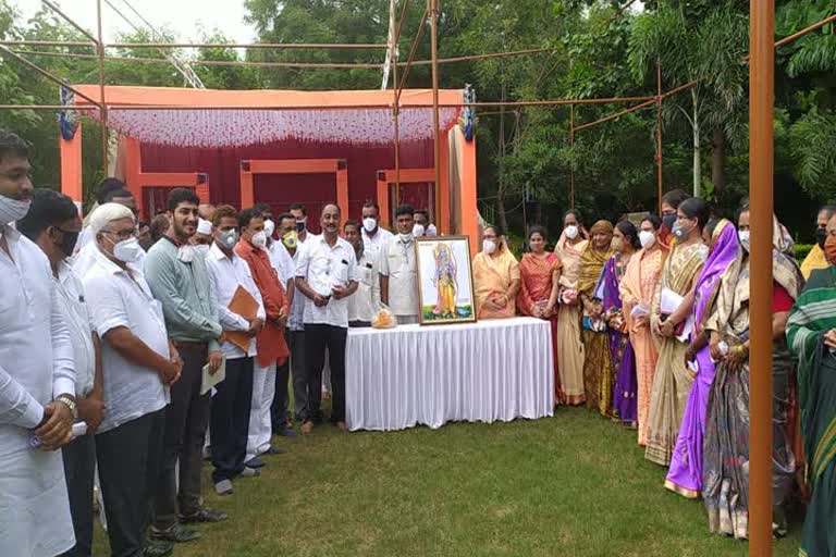 Dhule zp member celebrating ram Temple ground breaking ceremony