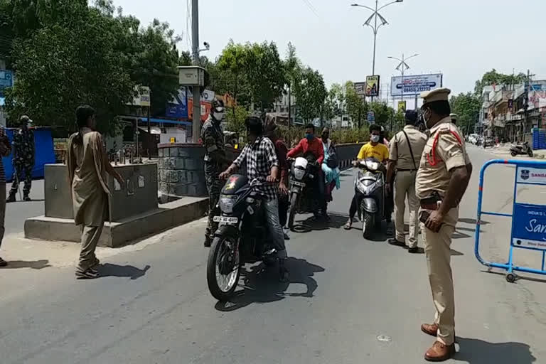 lockdown strictly implementing in sangareddy district