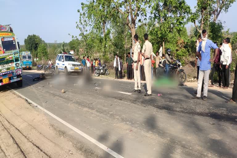 पति-पत्नी और 4 साल के बेटे की मौत