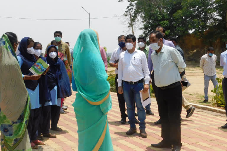 Surajpur Collector Gaurav Kumar Singh inspected Kenapara tourist place