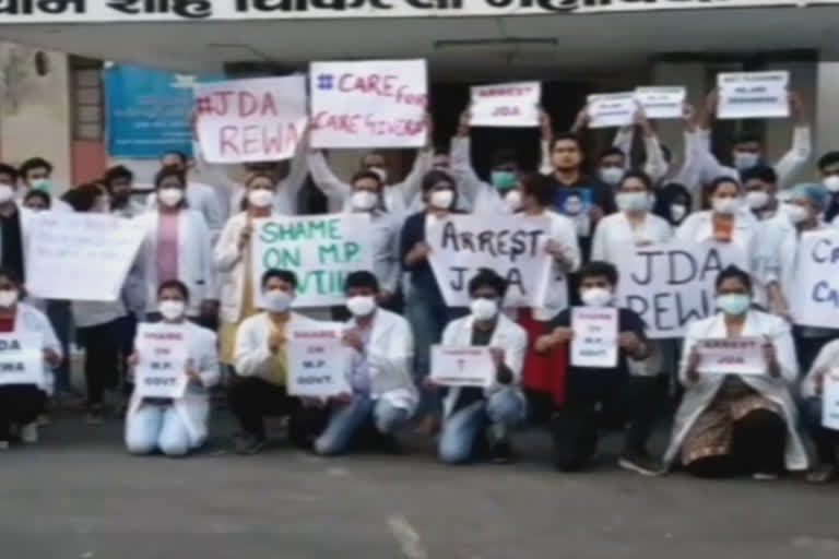 3000 junior doctors resign en-masse in MP