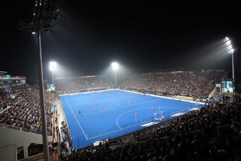 largest hockey stadiu