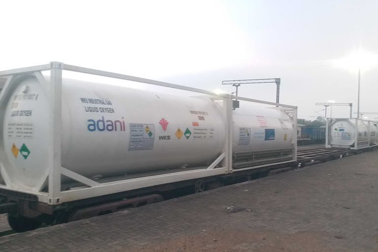 medical liquid oxygen sent to Delhi by rail in 30th phase