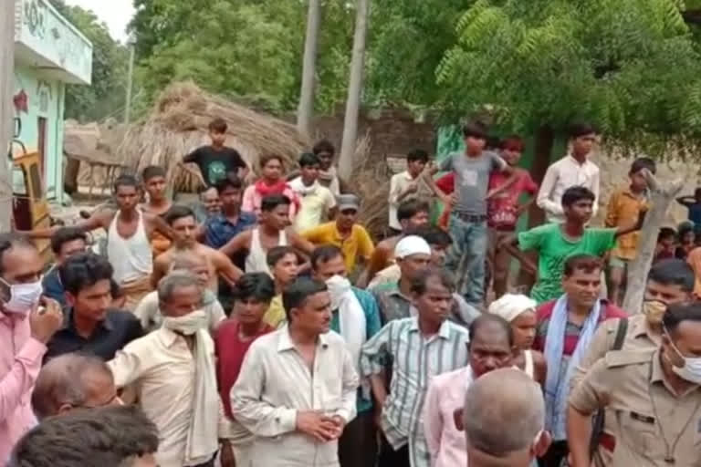 sitapur news  sitapur latest news  young man died due to drowning in river  young man died due to drowning  sitapur river  सीतापुर खबर  सीतापुर न्यूज  नदी में नहाने गए युवक की डूबने से हुई मौत  युवक की डूबने से मौत