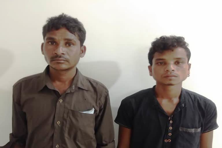security-forces-arrested-three-naxalites-in-sukma