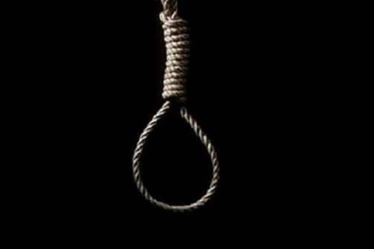 lover couple commits suicide