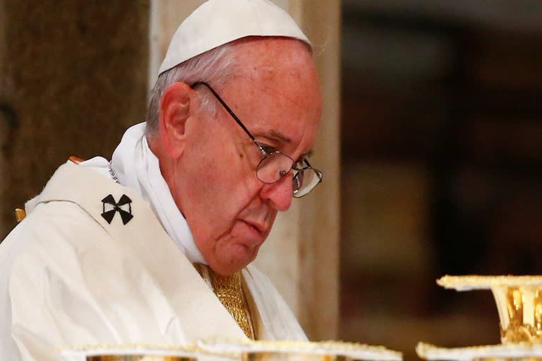 Pope Francis  Francis marpappa  grave of indigenous children found in Canada  ഫ്രാൻസിസ് മാർപാപ്പ  പോപ്പ് ഫ്രാൻസിസ്  കാനഡയിൽ 200ഓളം വിദ്യാർഥികളുടെ മൃതദേഹ അവശിഷ്‌ടം