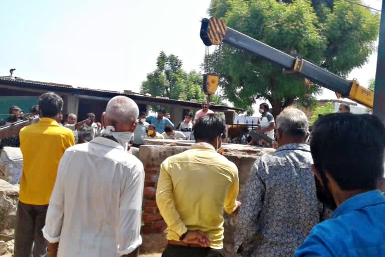 accident news  70 year old man dies  old man dies after falling in well  पाली न्यूज  सोजत न्यूज  कुएं में गिरने से मौत  पाली में हादसा