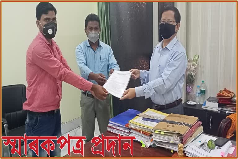 aasa-submit-memorandum-on-karbi-peace-accord