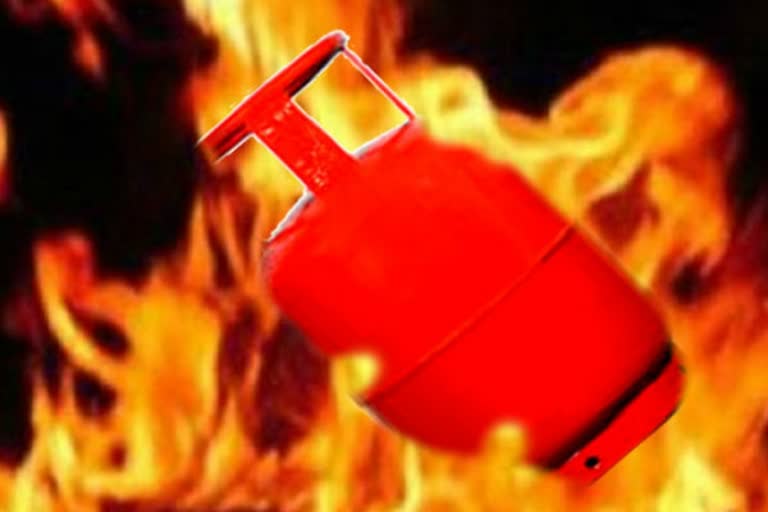 Gas cylinder blast