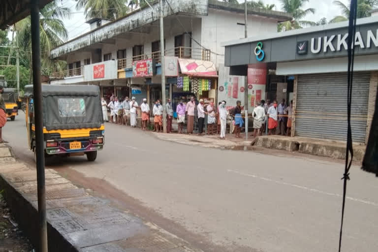 amid covid pandemic, liquor shops should be closed in mahi  mahi  covid  liquor shops  liquor merchants association  മാഹിയിൽ മദ്യഷോപ്പുകൾ പ്രവർത്തിക്കില്ല  മാഹി  ലിക്വർ മെർച്ചന്‍റസ് അസോസിയേഷൻ  കൊവിഡ്