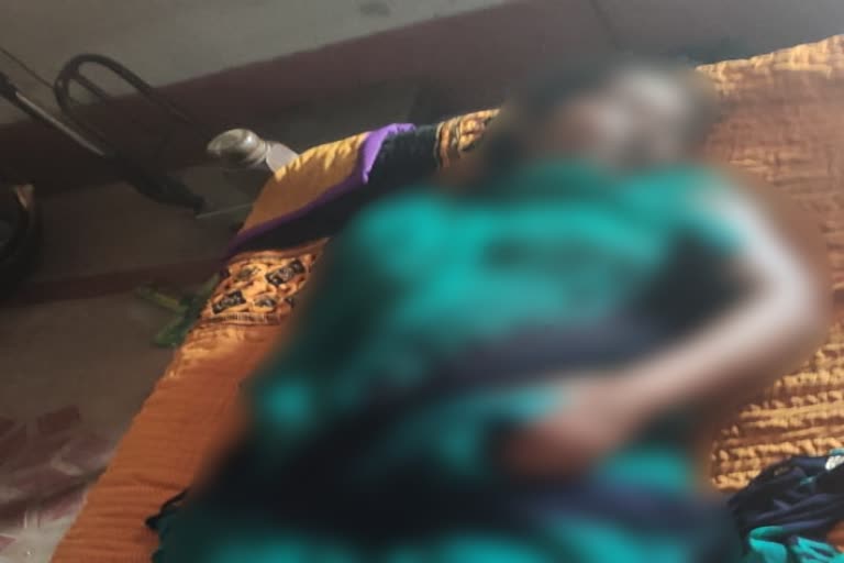 woman-commits-suicide-in-giridih