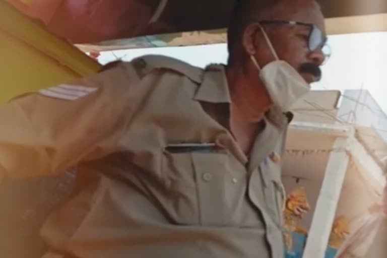 SP Nayagagh suspended accused Havildar for demanding Bribe, after video goes viral