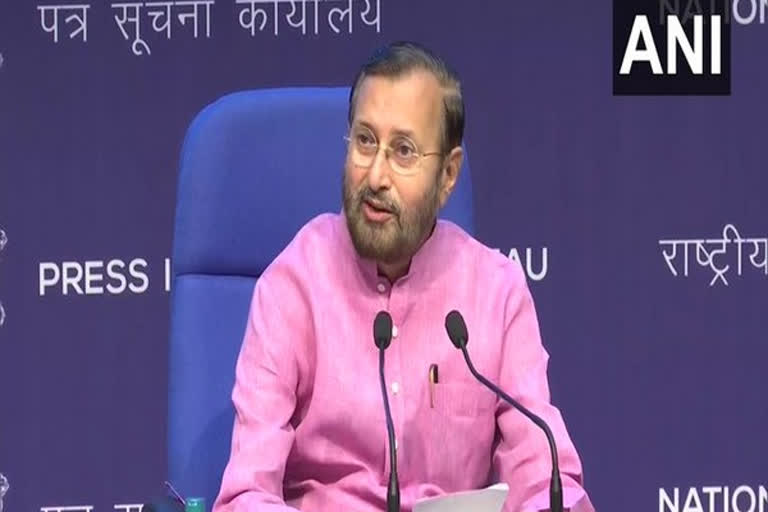 25000 cr to be spent for signal modernisation  5G spectrum implementation in Railways  Javadekar  5 ജി സ്പെക്ട്രം  റെയിൽവേ  5 മെഗാഹെർട്‌സ് സ്പെക്ട്രം  ഒപ്റ്റിക്കൽ ഫൈബർ  5G spectrum  radio communication  optical fibre