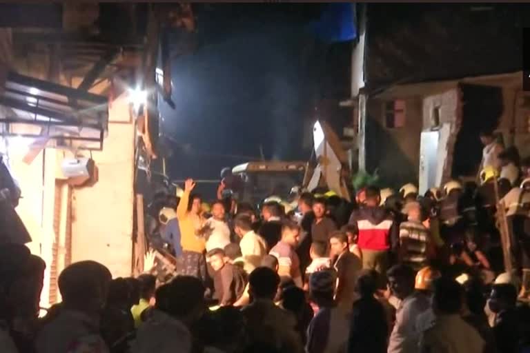 nine-killed-8-injured-as-residential-structure-collapses-in-mumbais-malad-west