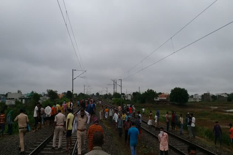 train accident in mahasamund