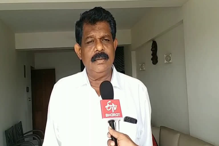 Transport Minister Antony Raju said steps being taken repatriate vehicles stranded other states transport guest workers  Transport Minister Antony Raju  guest workers  അന്യസംസ്ഥാനങ്ങളില്‍ കുടുക്കിക്കിടക്കുന്ന വാഹനങ്ങള്‍ ഉടന്‍ തിരികെ എത്തിക്കും; ഗതാഗതമന്ത്രി  അന്യസംസ്ഥാനങ്ങളില്‍ കുടുക്കിക്കിടക്കുന്ന വാഹനങ്ങള്‍ ഉടന്‍ തിരികെ എത്തിക്കും  ഗതാഗതമന്ത്രി  ആൻറണി രാജു