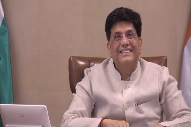 Piyush Goyal  Union Minister  Indian Railways  Ministry of Railways  Mumbai Monsoon  IIT Mumbai  IMD  മുംബൈയിൽ കനത്ത മഴ  പീയുഷ്‌ ഗോയൽ  ഇന്ത്യൻ റെയിൽവേ