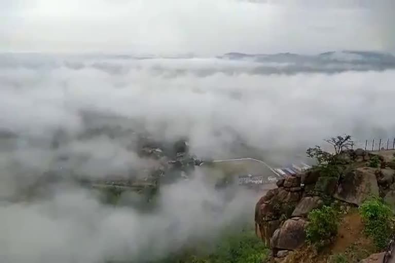 cloud in maa bamleshwari temple