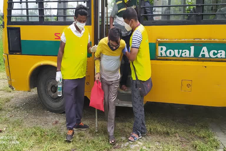 শিলিগুড়িতে বিশেষভাবে সক্ষমরা পেল করোনার টিকা