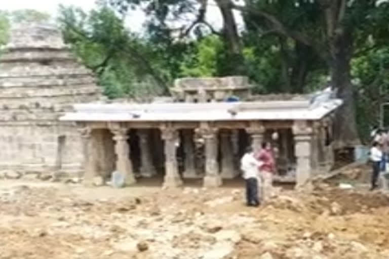 olden metal inscriptions were found at srisailam