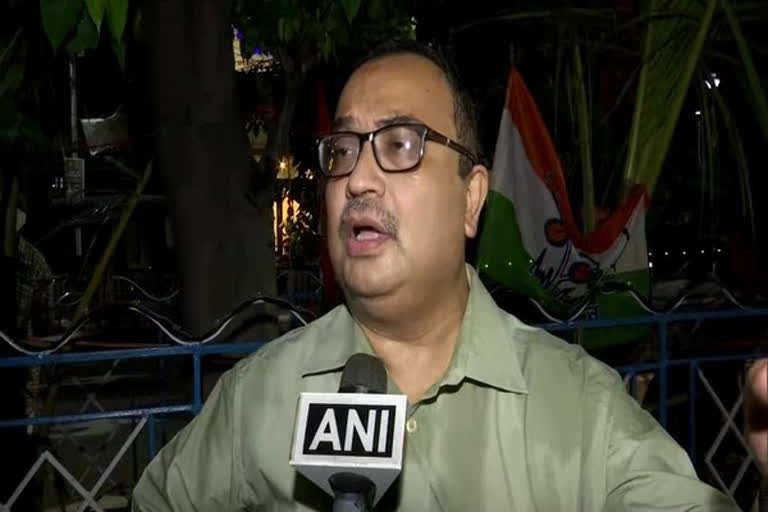 'Teach Your Father First': TMC's Kunal Ghosh slams Suvendu over anti-defection law comment  'Teach Your Father First  TMC's Kunal Ghosh slams Suvendu over anti-defection law comment  TMC's Kunal Ghosh  Suvendu  anti-defection law  സിസിര്‍ അധികാരിയെ കൂറുമാറ്റ നിയമം പഠിപ്പിക്കണമെന്ന് സുവേന്ദു അധികാരിയോട് കുനാല്‍ഘോഷ്  സിസിര്‍ അധികാരി  സുവേന്ദു അധികാരി  കുനാല്‍ഘോഷ്