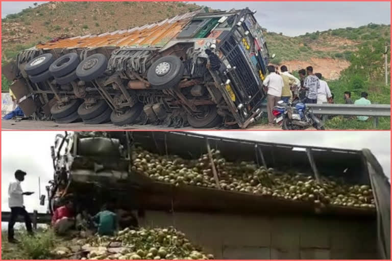 Lorry overturned