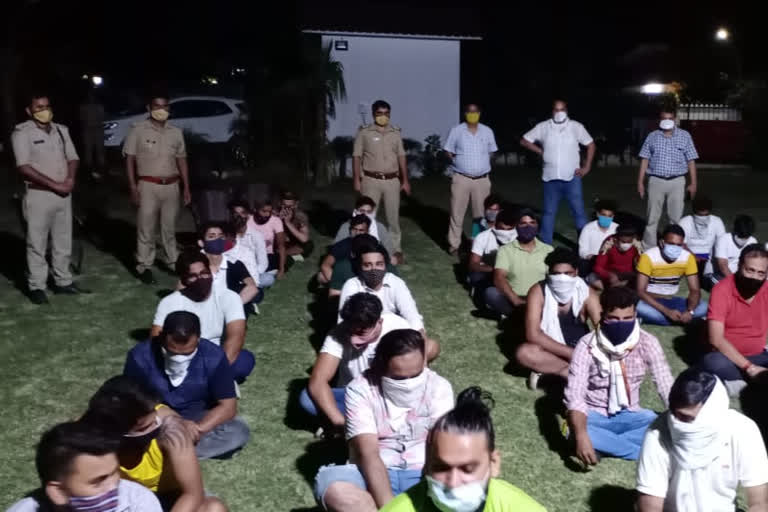 party in lockdown, 61 arrested_vis_up_noida_upur10010