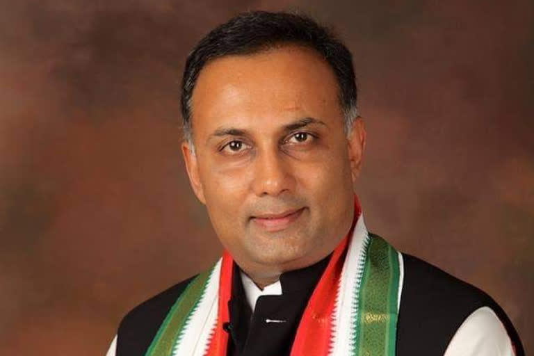 Former KPCC president Dinesh Gundu Rao Tweet