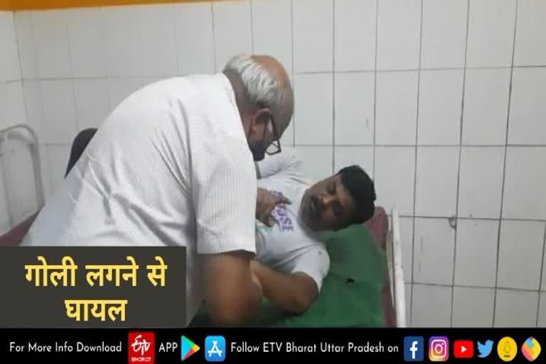 बाइक खड़ी करने के विवाद में दो बाइक खड़ी करने के विवाद में दो पक्षों में चली गोलीमें चली गोली