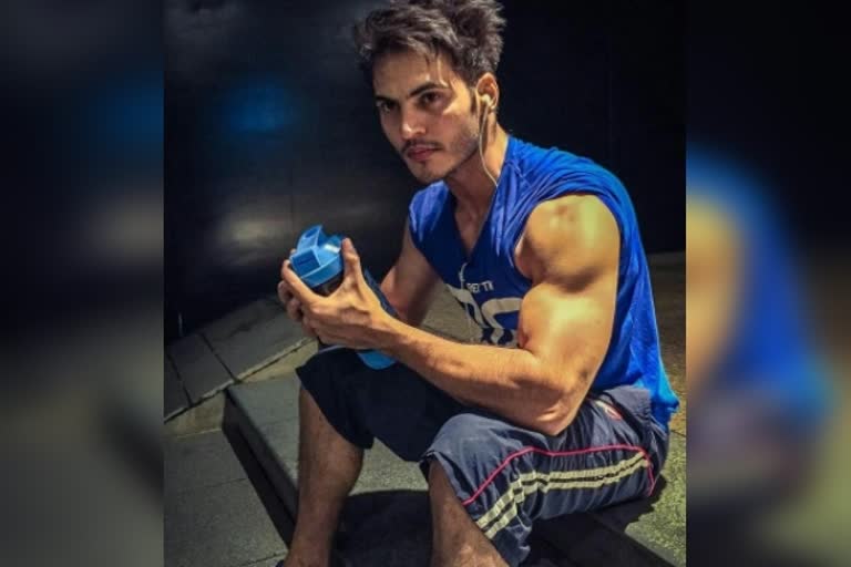 Ravi Bhatia