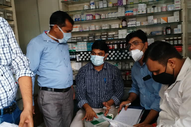 Black Fungus Cases In Kota,  Amphotericin-B Injection,  black fungus patients,  Side effects,  use of injection,  drug control organization,  कोटा में ब्लैक फंगस के मामले, एम्फोटेरिसिन-बी इंजेक्शन, काले  फंगस के रोगी इंजेक्शन, दवा नियंत्रण संगठन, एम्फोटेरिसिन-बी इंजेक्शन का दुष्प्रभाव