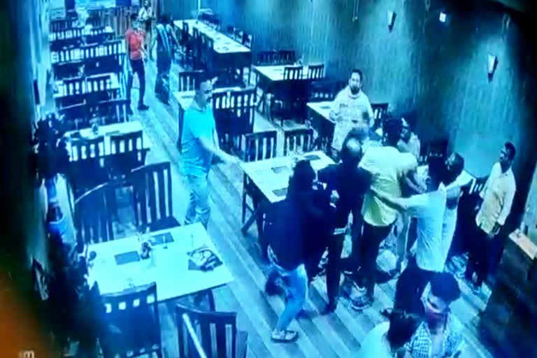 youths beat up the restaurant operator