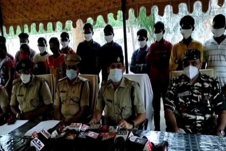 19 Maoists surrender to police in Telangana