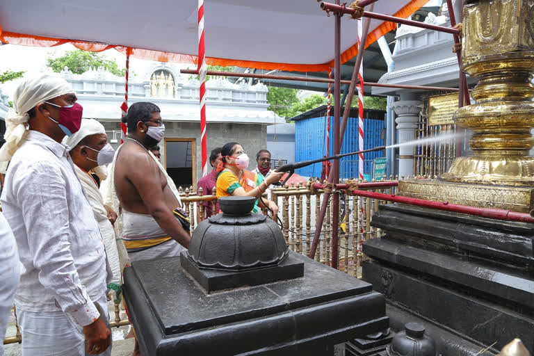 Koil Alwar Thirumanjanam