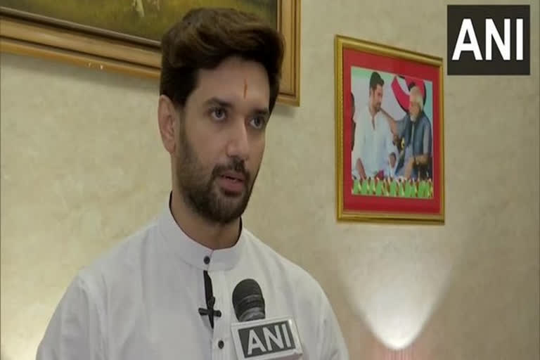 Chirag Paswan seeks Speaker's intervention urges restoration as leader of LJP in Lok Sabha chirag paswan news chirag paswan ljp news loksabha speaker om birla news ljp latest news updates lok janatha party ചിരാഗ് പാസ്വാൻ വാർത്തകൾ എൽജെപി പുതിയ വാർത്തകൾ പശുപതി കുമാർ പരസ് ലോക് ജനത പാർട്ടി