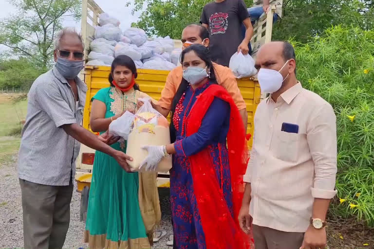 Distribution of daily necessities to weavers in Yadadri district