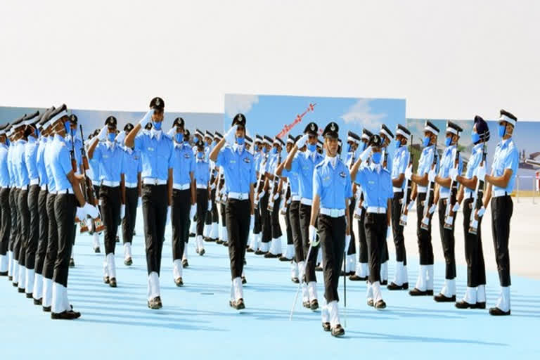 Combined Graduation Parade of IAF to be held on June 19 sans parents of flight cadets airforce news passing out parade families entry restricted defence news വ്യോമസേന വാർത്തകൾ പാസിംഗ് ഔട്ട് പരേഡ് ഫ്ലൈറ്റ് കേഡറ്റുമാരുടെ പാസിംഗ് ഔട്ട് പരേഡ് ഇന്ത്യൻ വ്യോമസേന