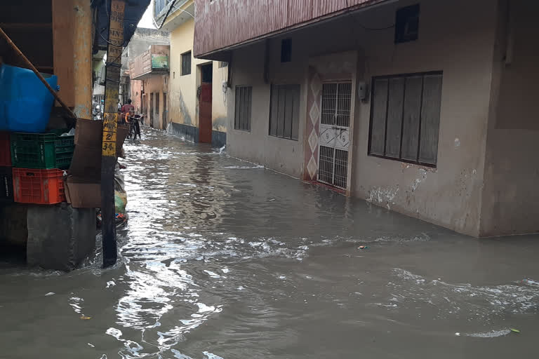 water logging problem in muradnagar of ghaziabad