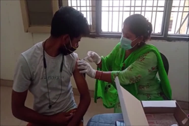 palwal corona vaccination