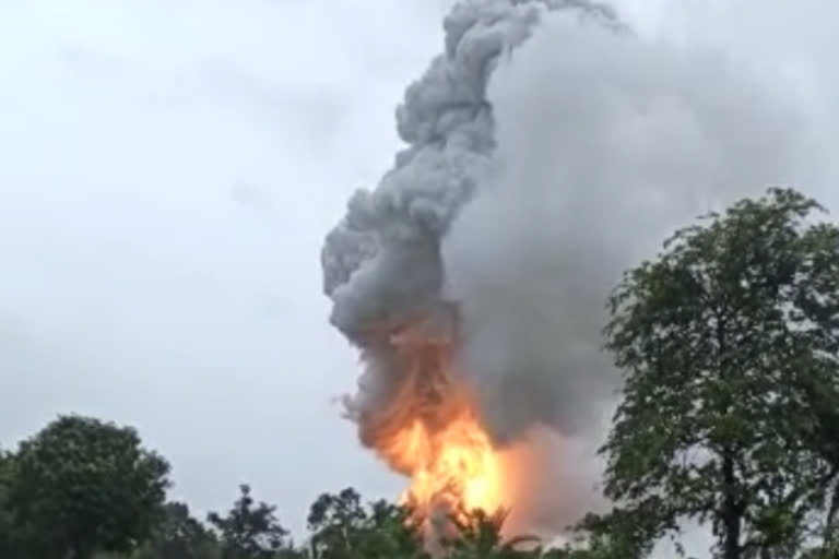 Massive explosion in Maharashtra's Palghar