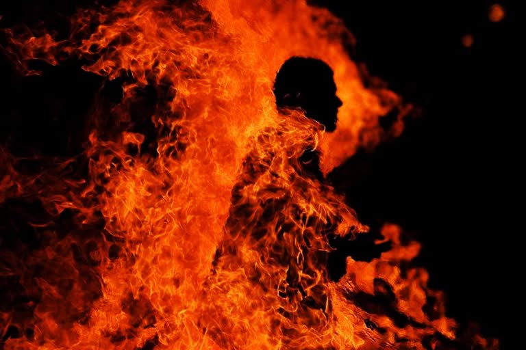 man burnt alive in bahadurgarh farmers protest