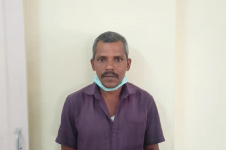 http://10.10.50.85//tamil-nadu/17-June-2021/tn-dpi-01-natuthupaki-one-arrest-img-tn10041_17062021202517_1706f_1623941717_86.jpg