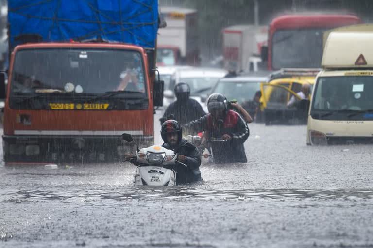 Mumbai: One dies as wall collapses in Mulund amid heavy rains