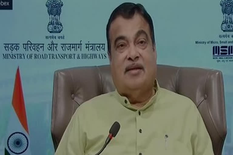 Nitin Gadkari  road accidents  road accident deaths  road accident latest news  Minister for Road Transport  Federation of Indian Chambers of Commerce and Industry  FICCI  what is FICCI  full form of FICCI  road engineering problems  road safety problems  latest news  റോഡ് അപകടങ്ങള്‍ നിതിന്‍ ഗഡ്‌കരി വാര്‍ത്ത  റോഡ് അപകടങ്ങള്‍ 50 ശതമാനം നിതിന്‍ ഗഡ്‌കരി വാര്‍ത്ത  കേന്ദ്രഗതാഗത മന്ത്രി നിതിന്‍ ഗഡ്‌കരി വാര്‍ത്ത  റോഡ് അപകടം കേന്ദ്ര സര്‍ക്കാര്‍ വാര്‍ത്ത