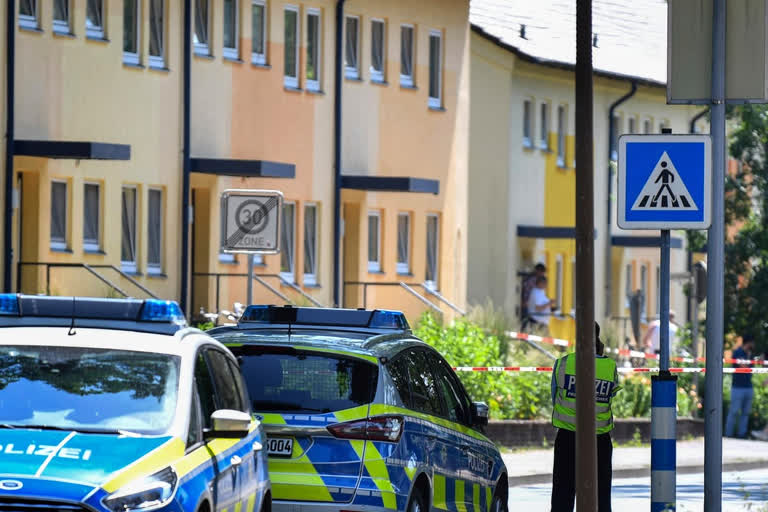 2 killed in shooting in western German town  western germany  two killed  പടിഞ്ഞാറൻ ജർമ്മനിയിൽ വെടിവെയ്പ്: രണ്ട് മരണം  ബെർലിന്‍  ജർമ്മനിയിൽ വെടിവെയ്പ്