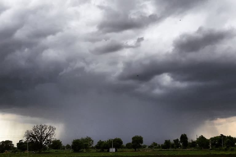 dark clouds over chhattisgarh