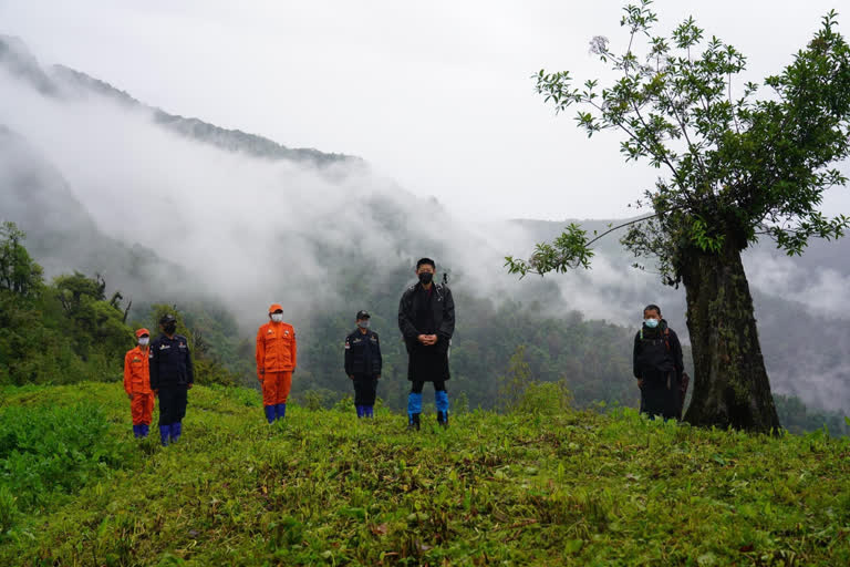 bhutan-king-jigme-khesar-namgyel-wangchuck-patrols-eastern-border-areas-to-keep-check-on-coronavirus-spread