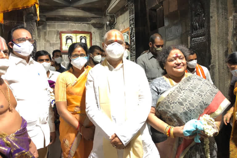 Speaker Tammineni Sitaram visit Simhachalam Shri Varaha Lakshmi Narasimha Swamy temple